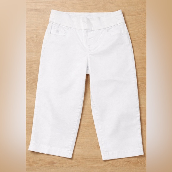 Gloria Vanderbilt Pants - Gloria Vanderbilt Amanda White Pull-On Capris Size 6 Slimming